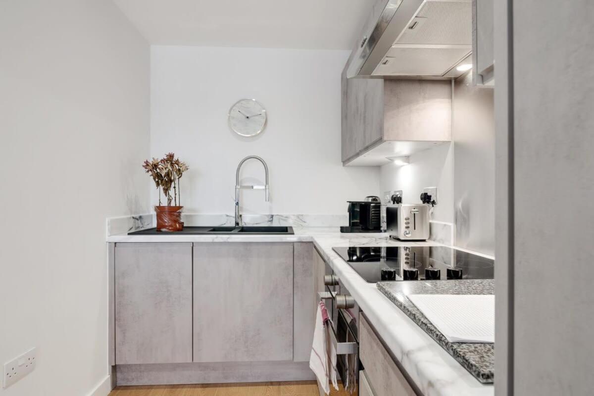Beautiful 2 Bed Apartment In A Converted Mill 리즈 외부 사진