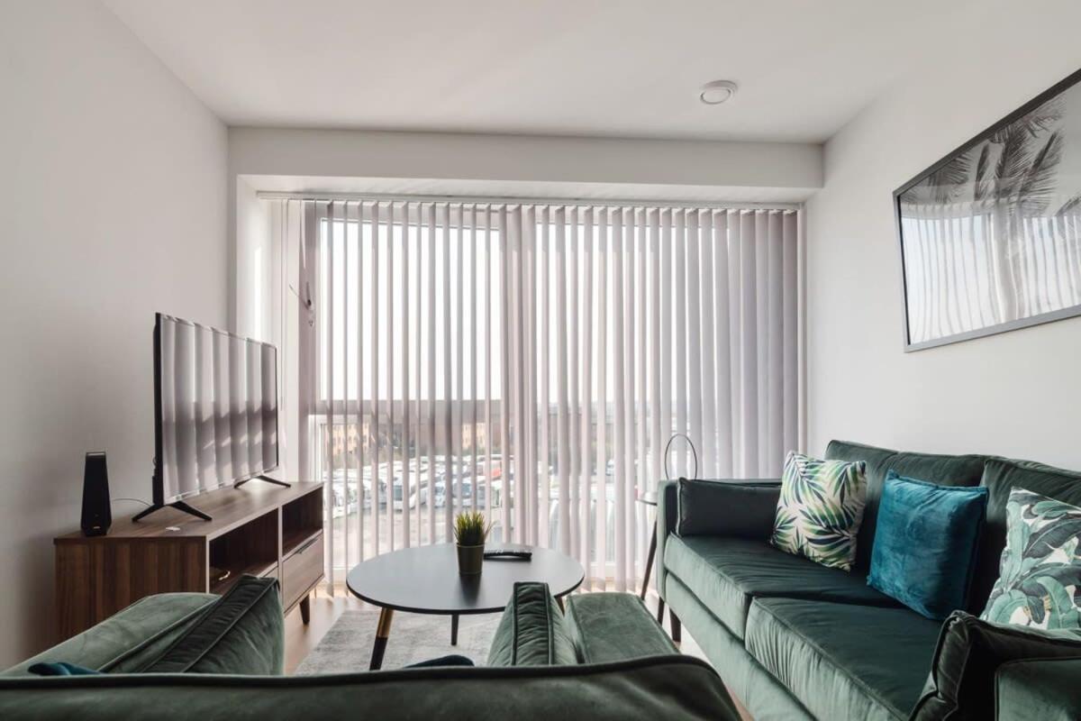 Beautiful 2 Bed Apartment In A Converted Mill 리즈 외부 사진